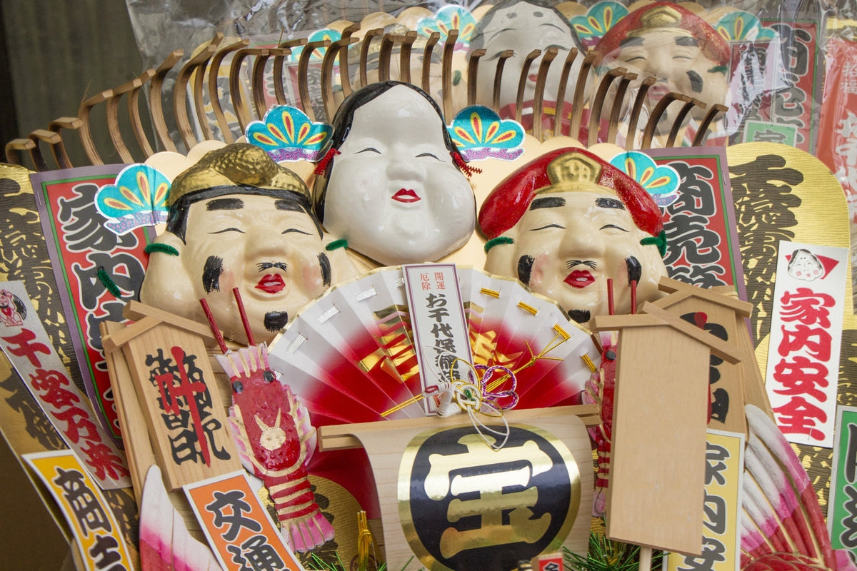 熊手の飾り方｜飾る場所と方角・壁への固定の仕方・いつまで飾るか